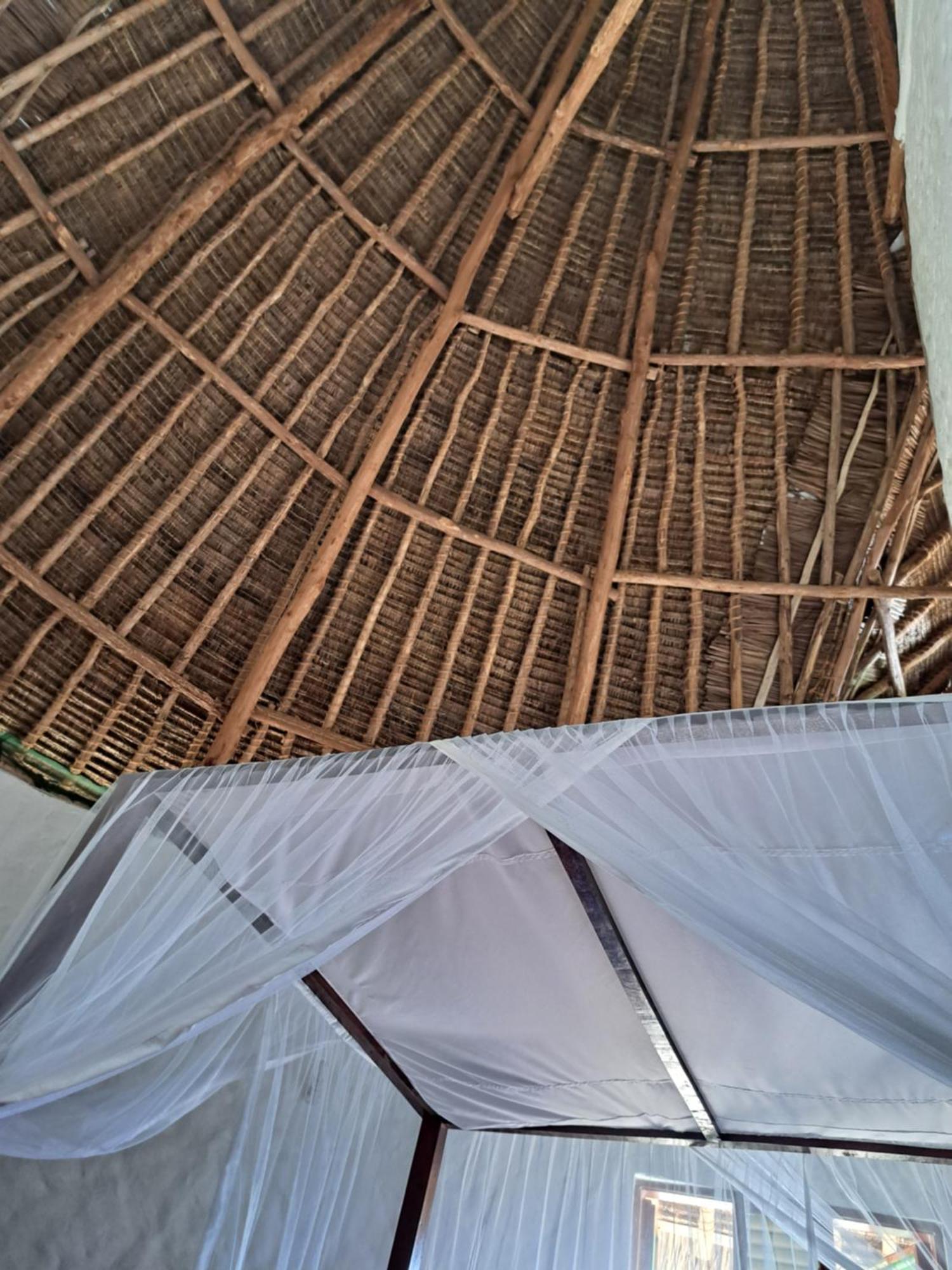 Bed and Breakfast Diani Yoga Barn Ukunda Exterior foto