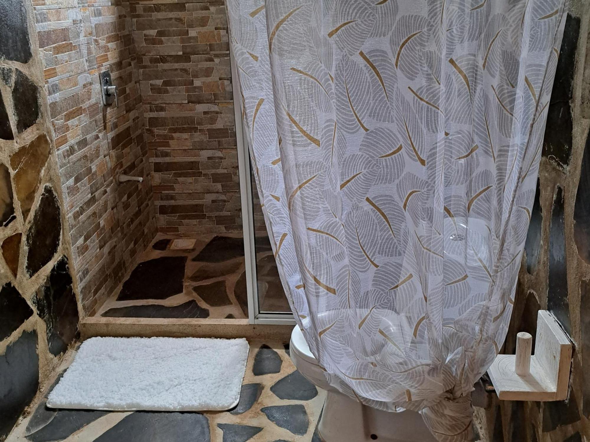 Bed and Breakfast Diani Yoga Barn Ukunda Exterior foto