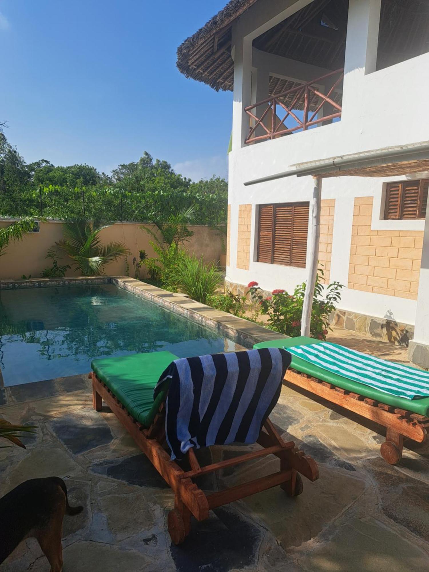 Bed and Breakfast Diani Yoga Barn Ukunda Exterior foto