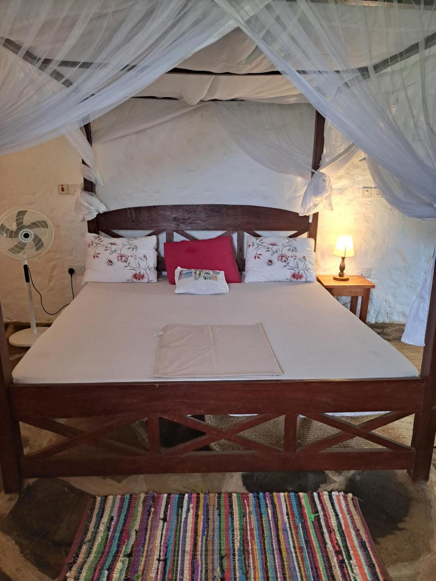 Bed and Breakfast Diani Yoga Barn Ukunda Exterior foto