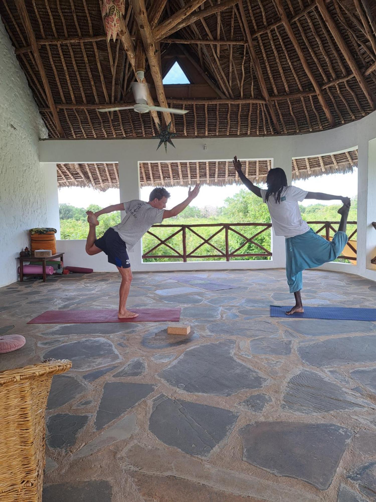 Bed and Breakfast Diani Yoga Barn Ukunda Exterior foto