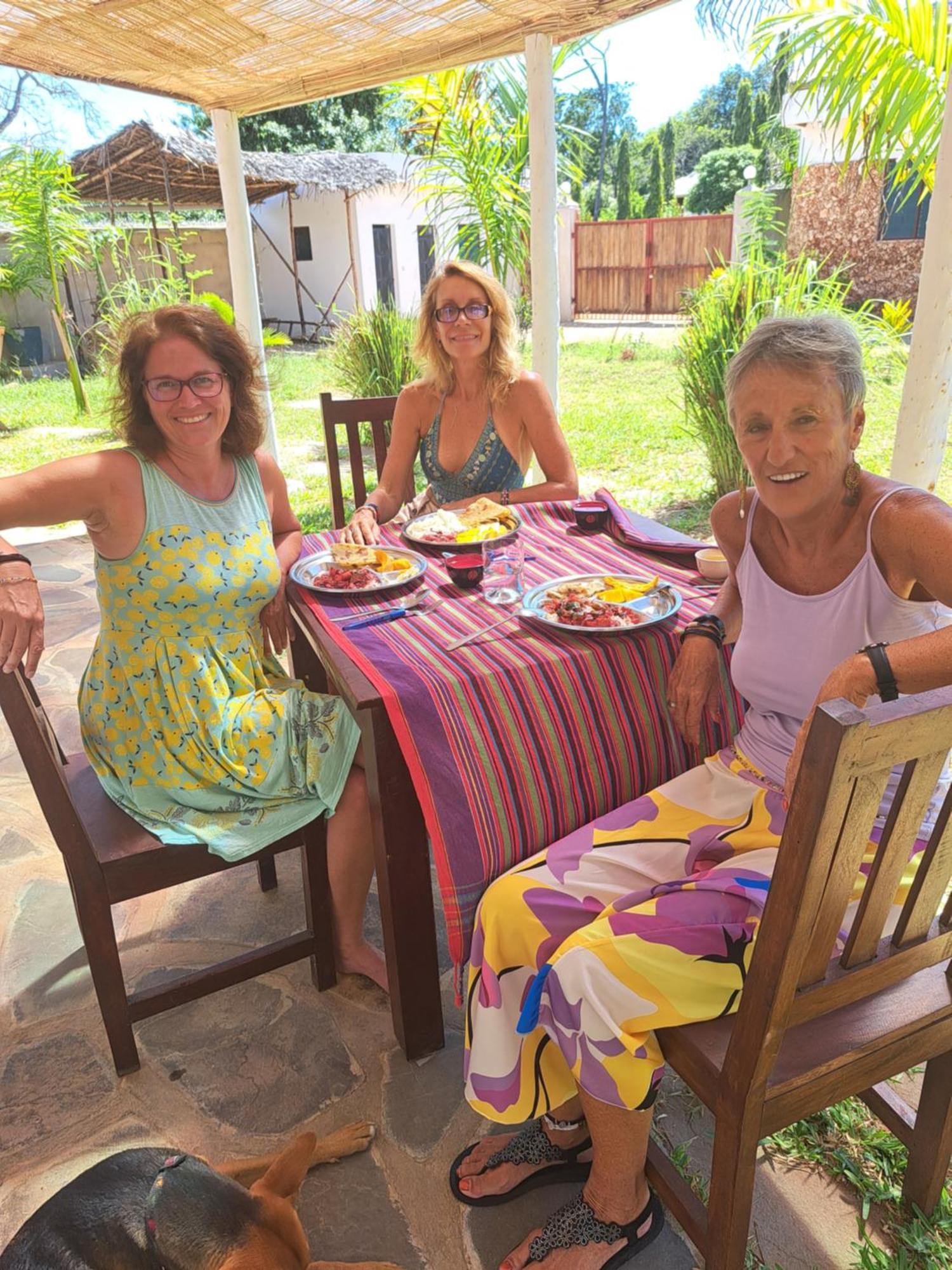 Bed and Breakfast Diani Yoga Barn Ukunda Exterior foto